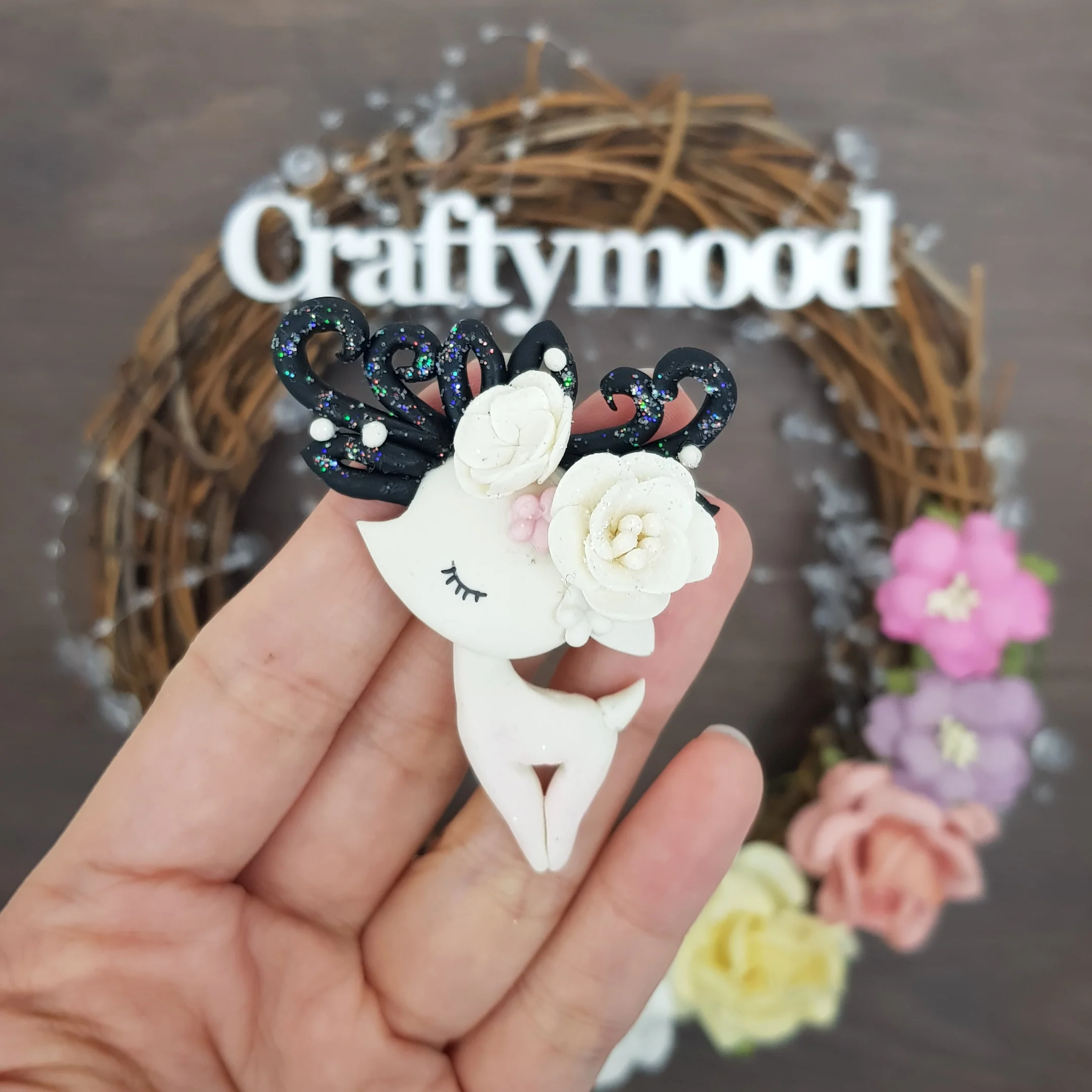 Black horn white deer - Handmade Flatback Clay Bow Centre