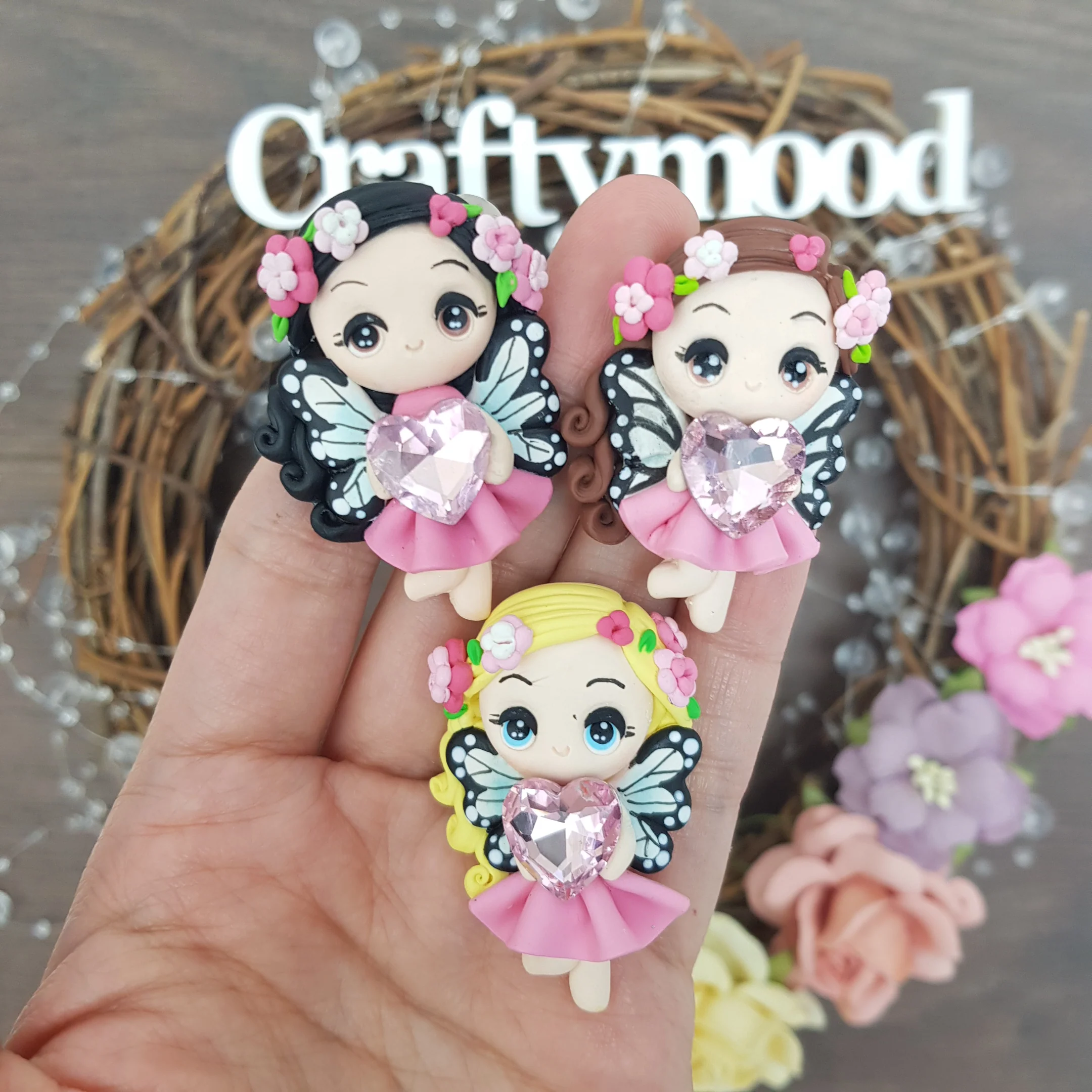Max 2pcs each/person Butterfly girls with heart jewel - Embellishment Clay Bow Centre - Image 2