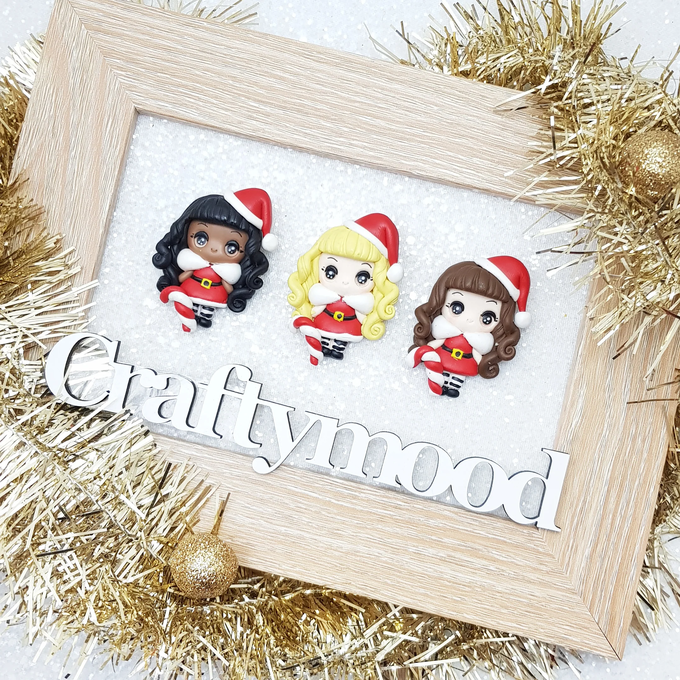 Christmas girl A - Handmade Flatback Clay Bow Centre - Image 2