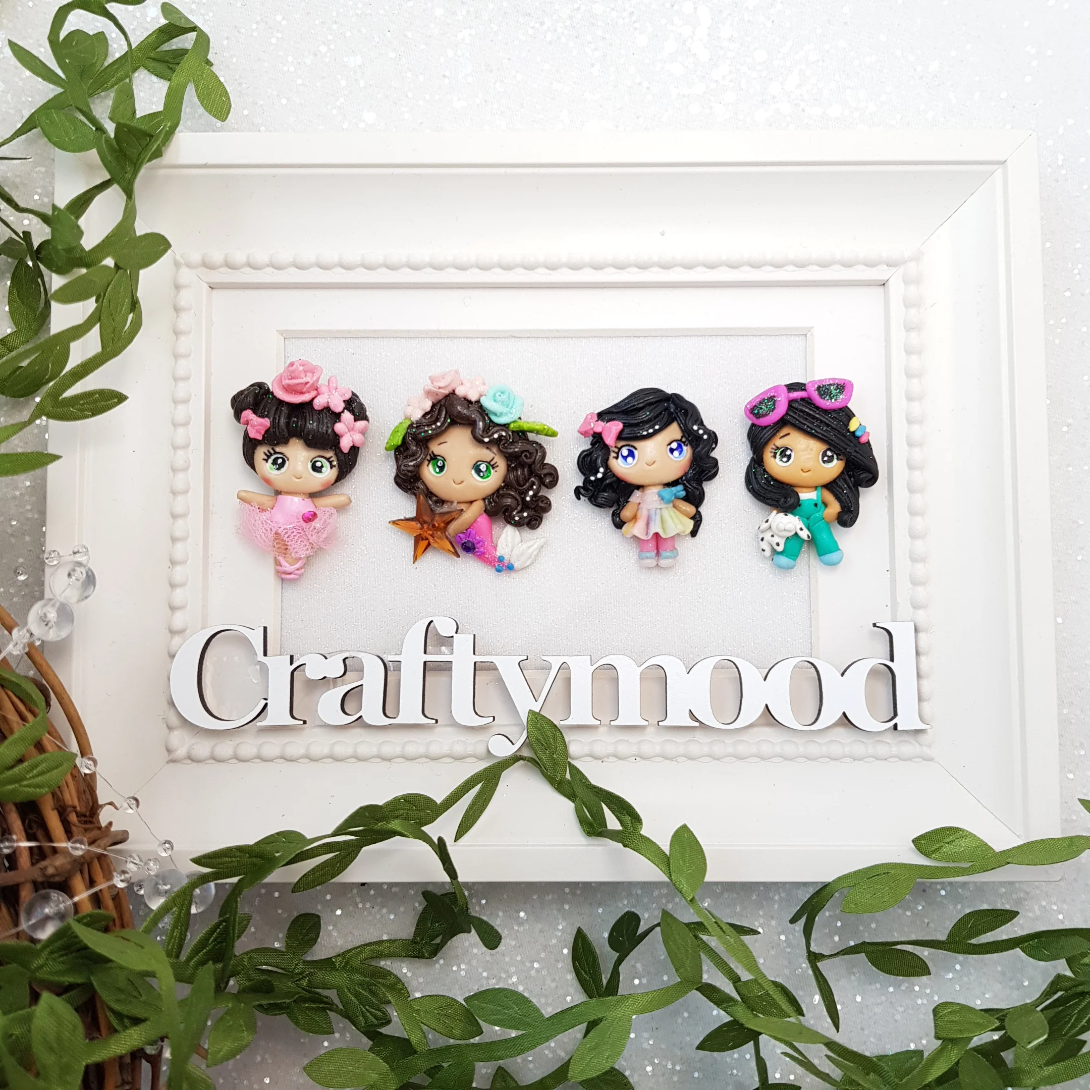 Cute Summer Girls - Handmade Flatback Clay Bow Centre - Image 2