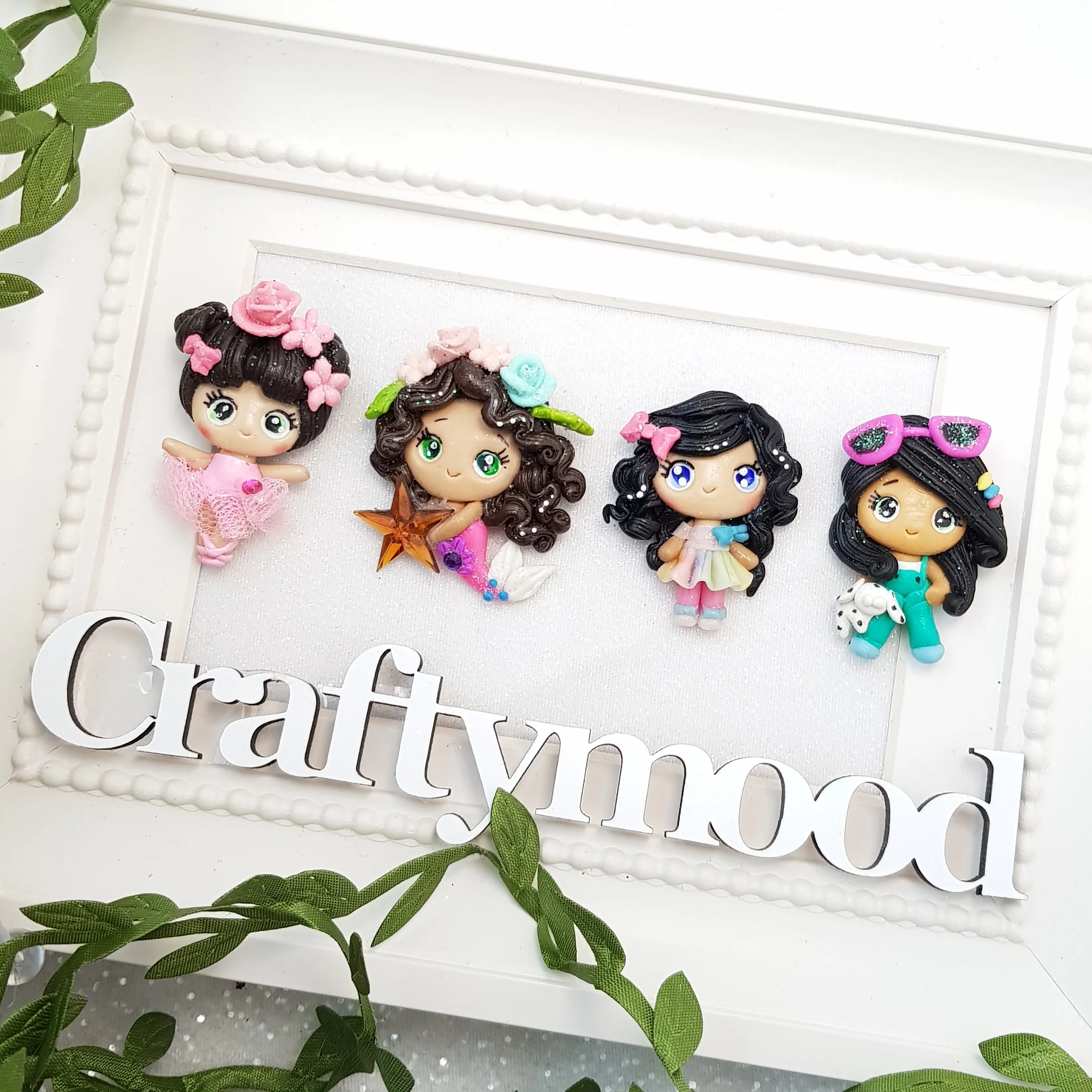 Cute Summer Girls - Handmade Flatback Clay Bow Centre - Image 3