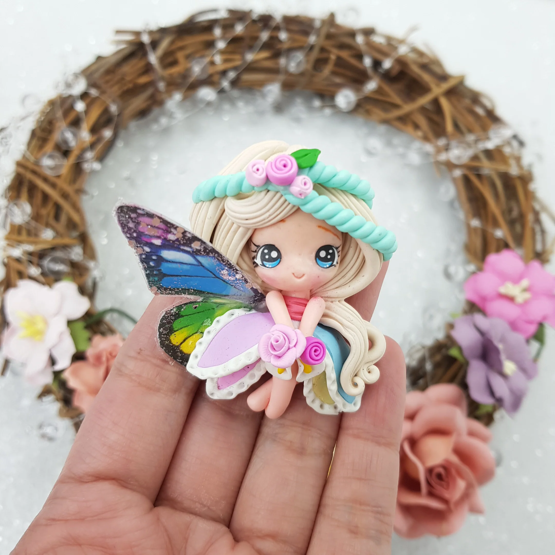 Cutie butterfly fairy C - Embellishment Clay Bow Centre - Image 2
