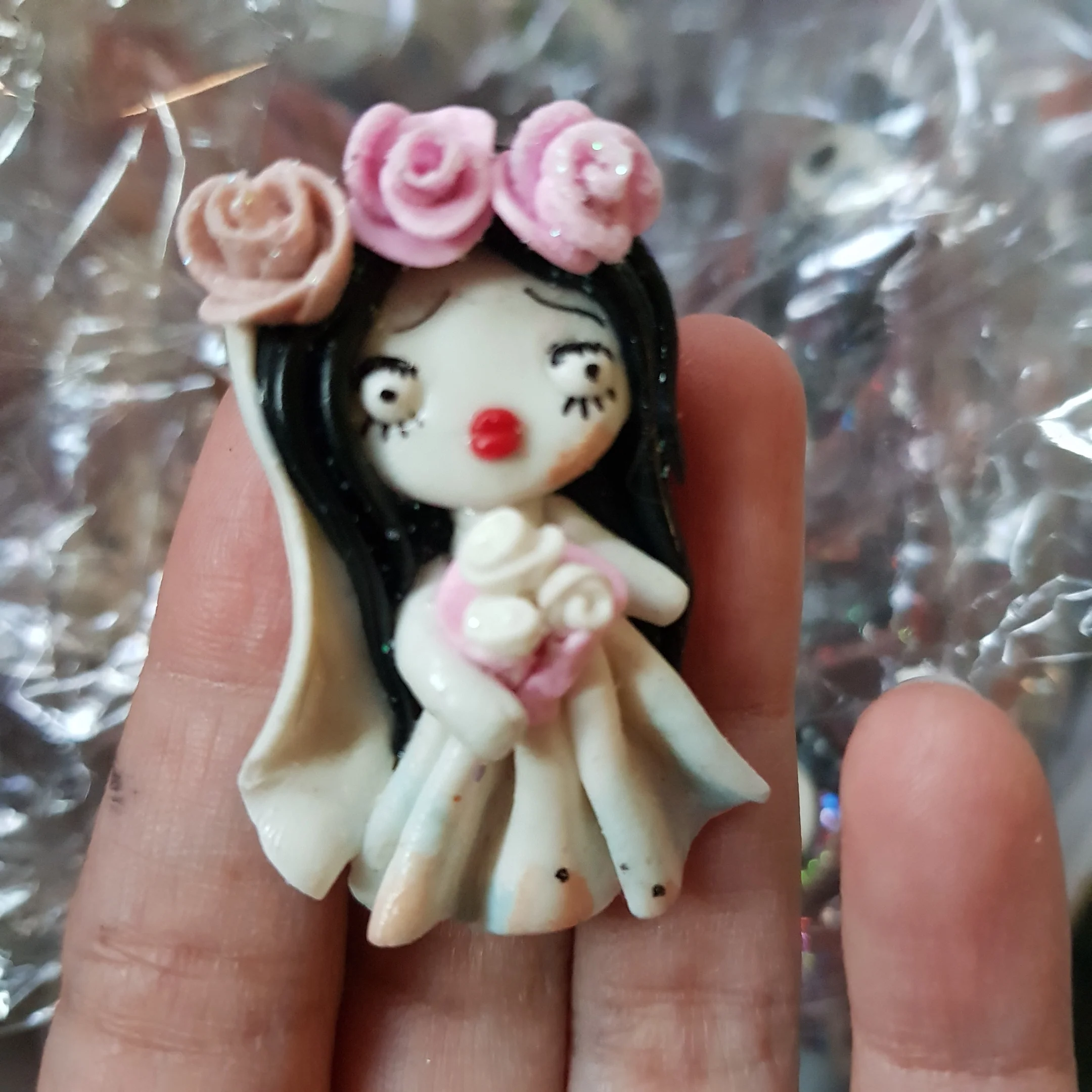 Death Girl - Embellishment Clay Bow Centre - Image 2