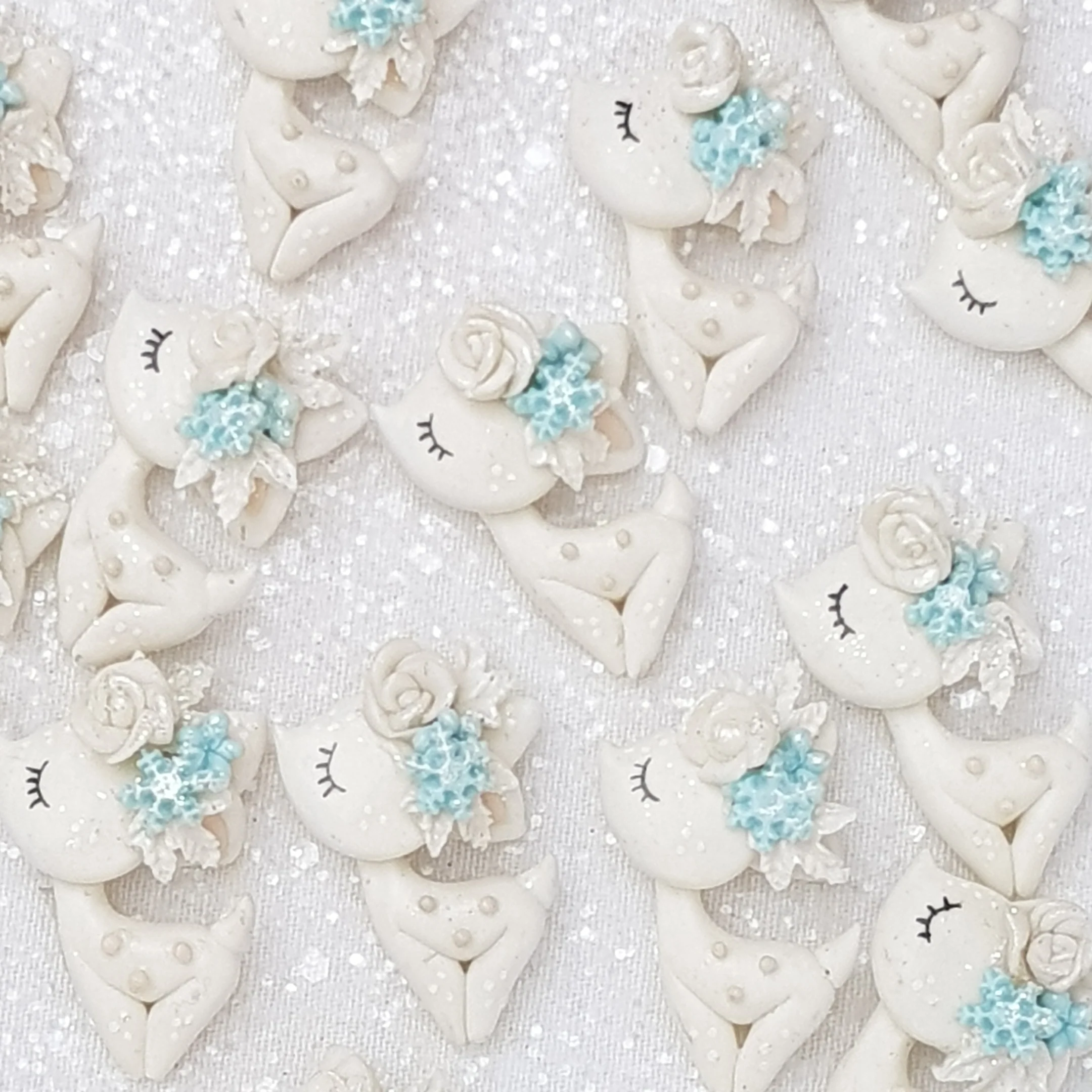 Deer - White - Embellishment Clay Bow Centre
