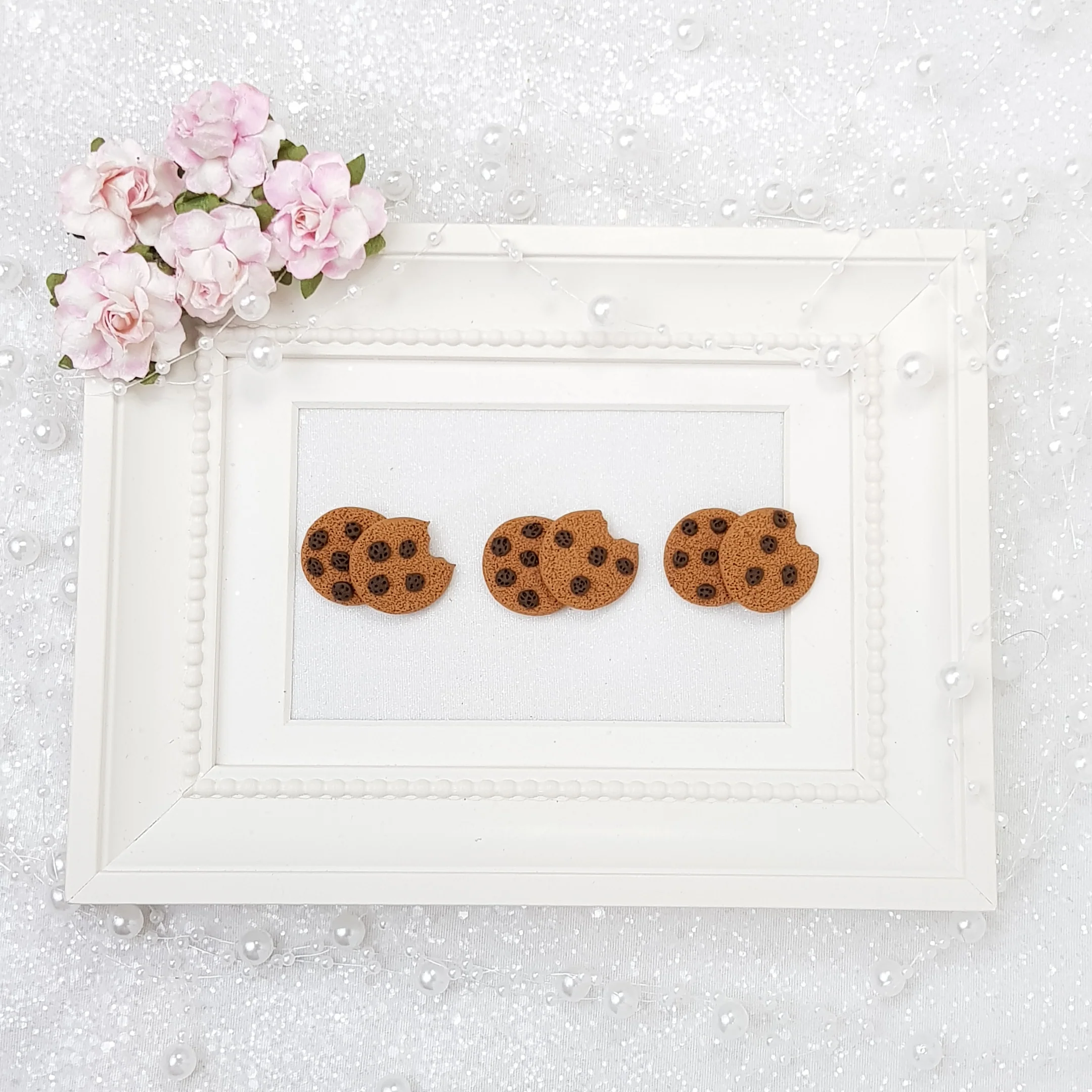 Delicious cookie - Handmade Flatback Clay Bow Centre