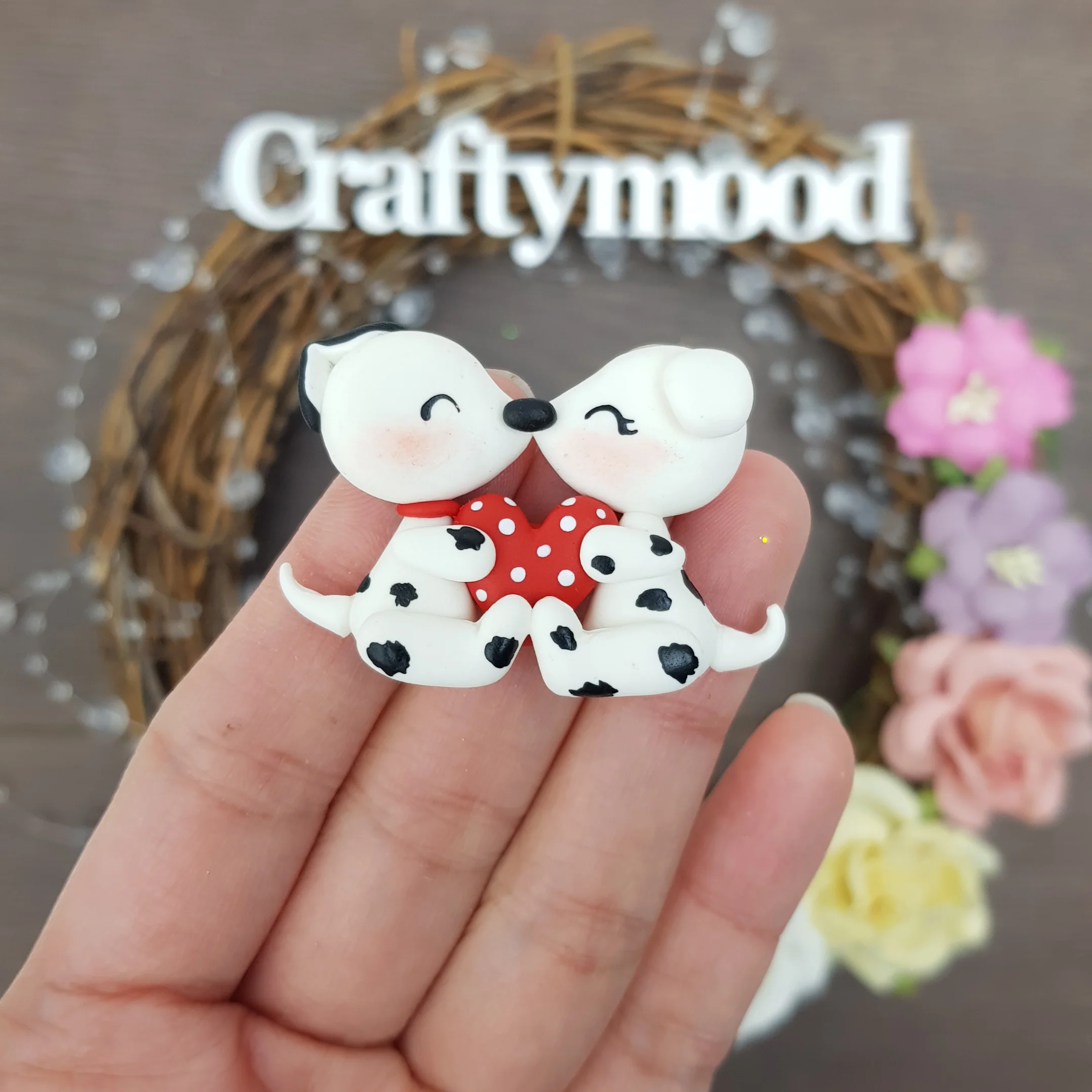 Dog kiss - Embellishment Clay Bow Centre