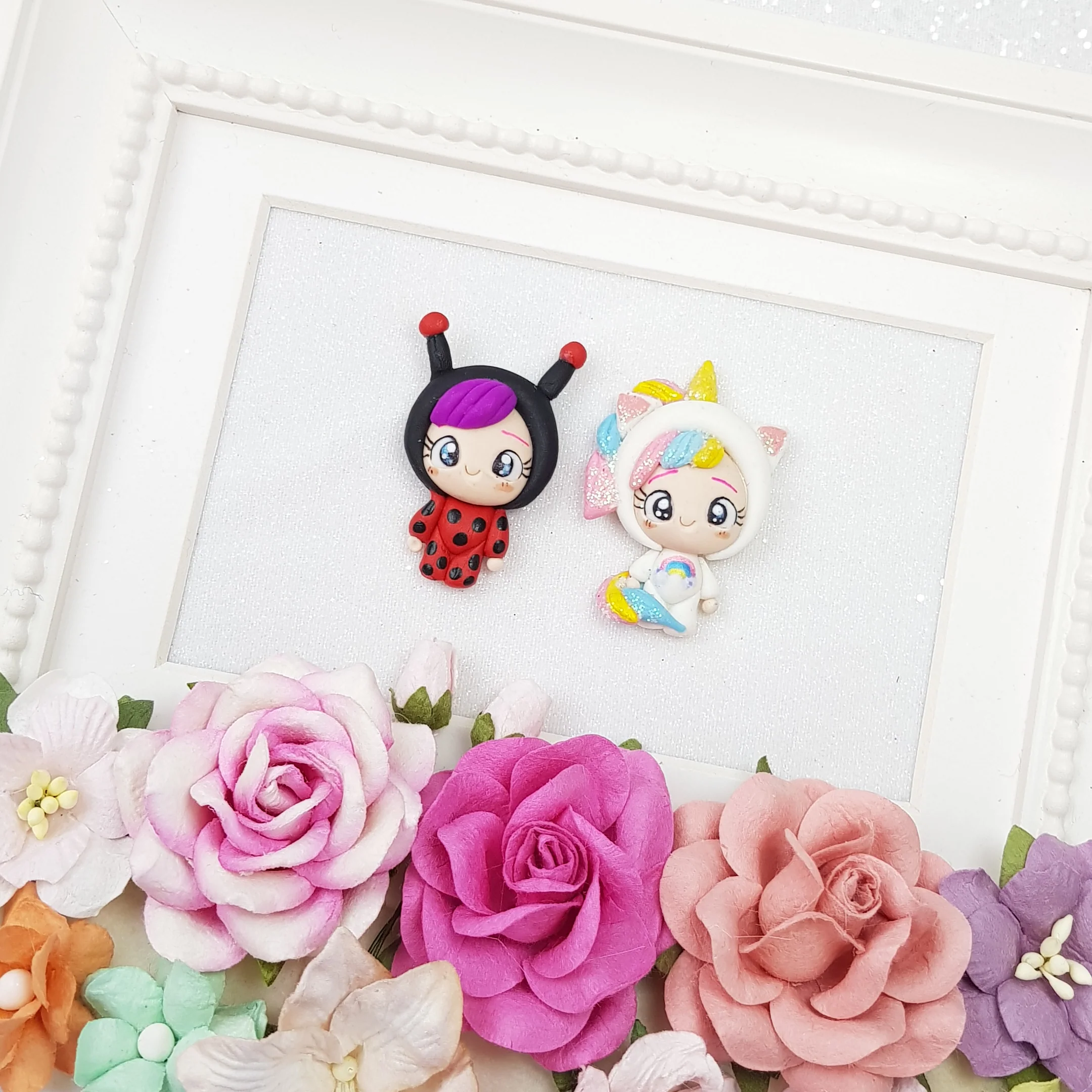 Dressing up ladybug and unicorn - Handmade Flatback Clay Bow Centre - Image 2