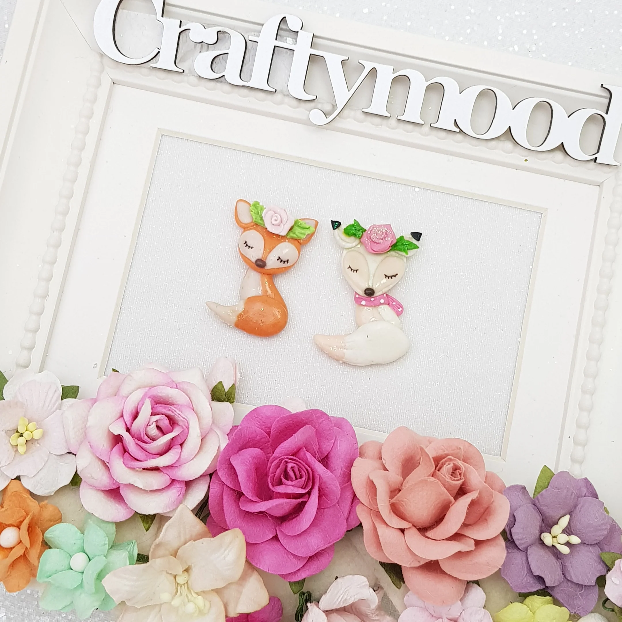 Fox - Embellishment Clay Bow Centre - Image 2