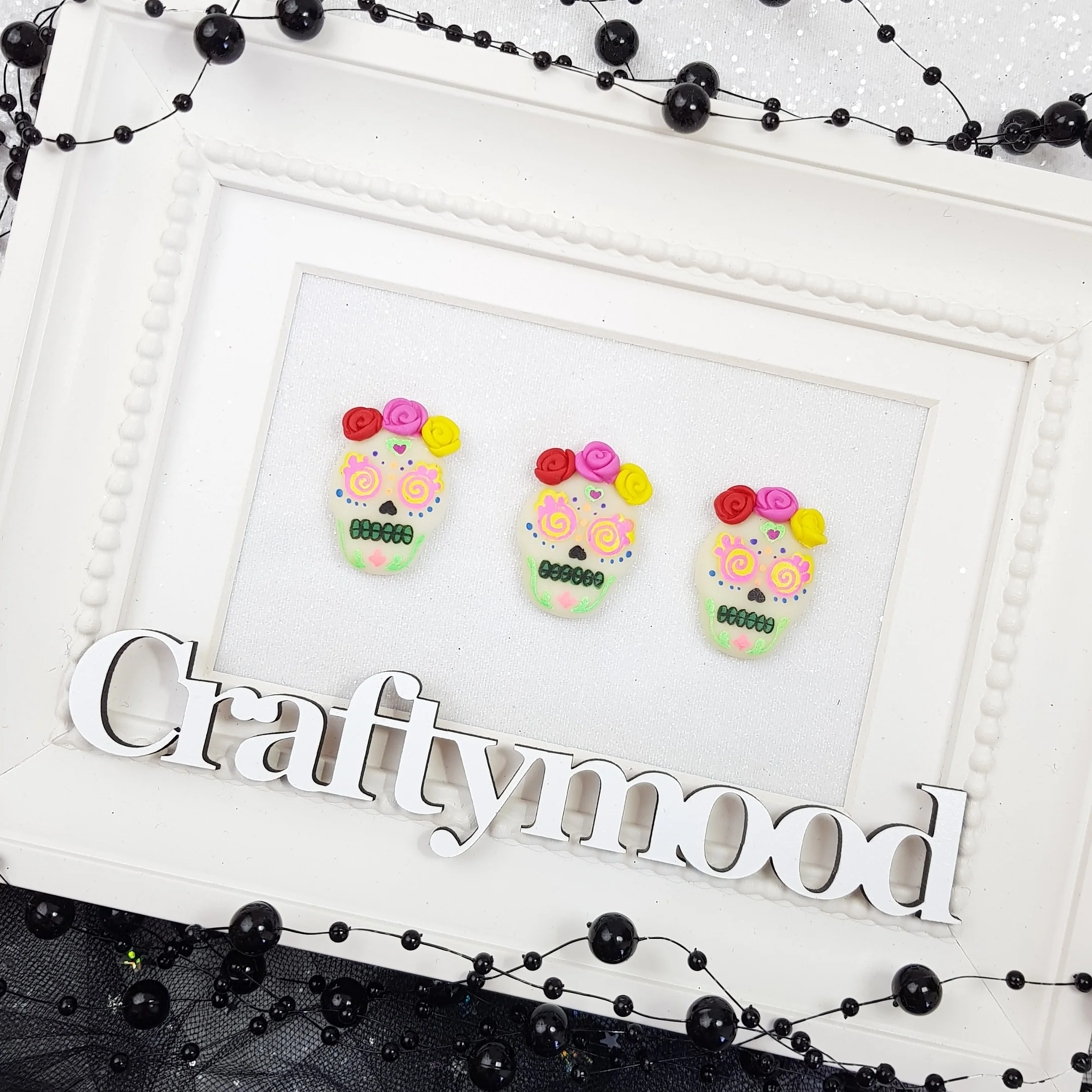 Glow in the Dark Skull - Handmade Flatback Clay Bow Centre - Image 3
