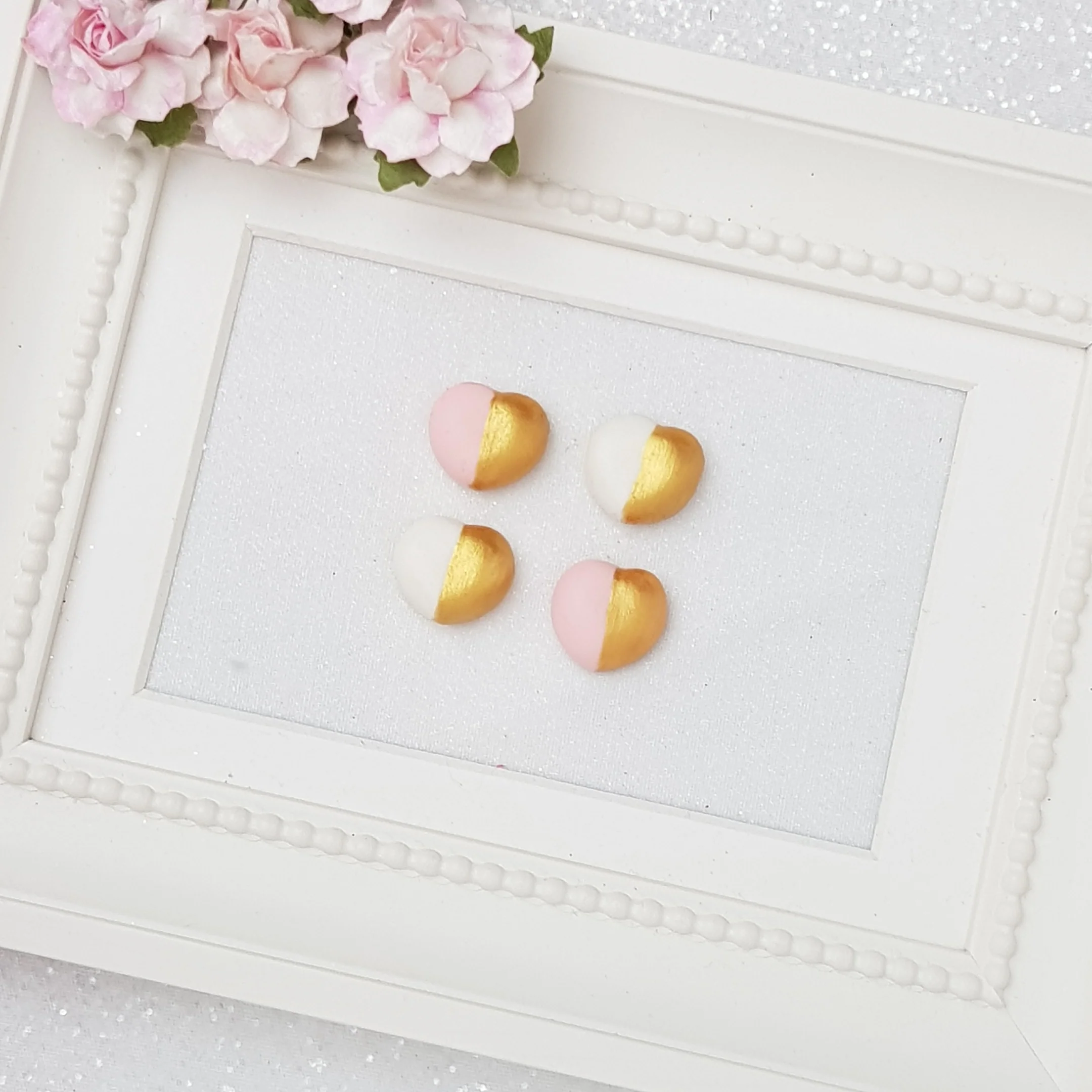 Golden heart set of 2 - Handmade Flatback Clay Bow Centre