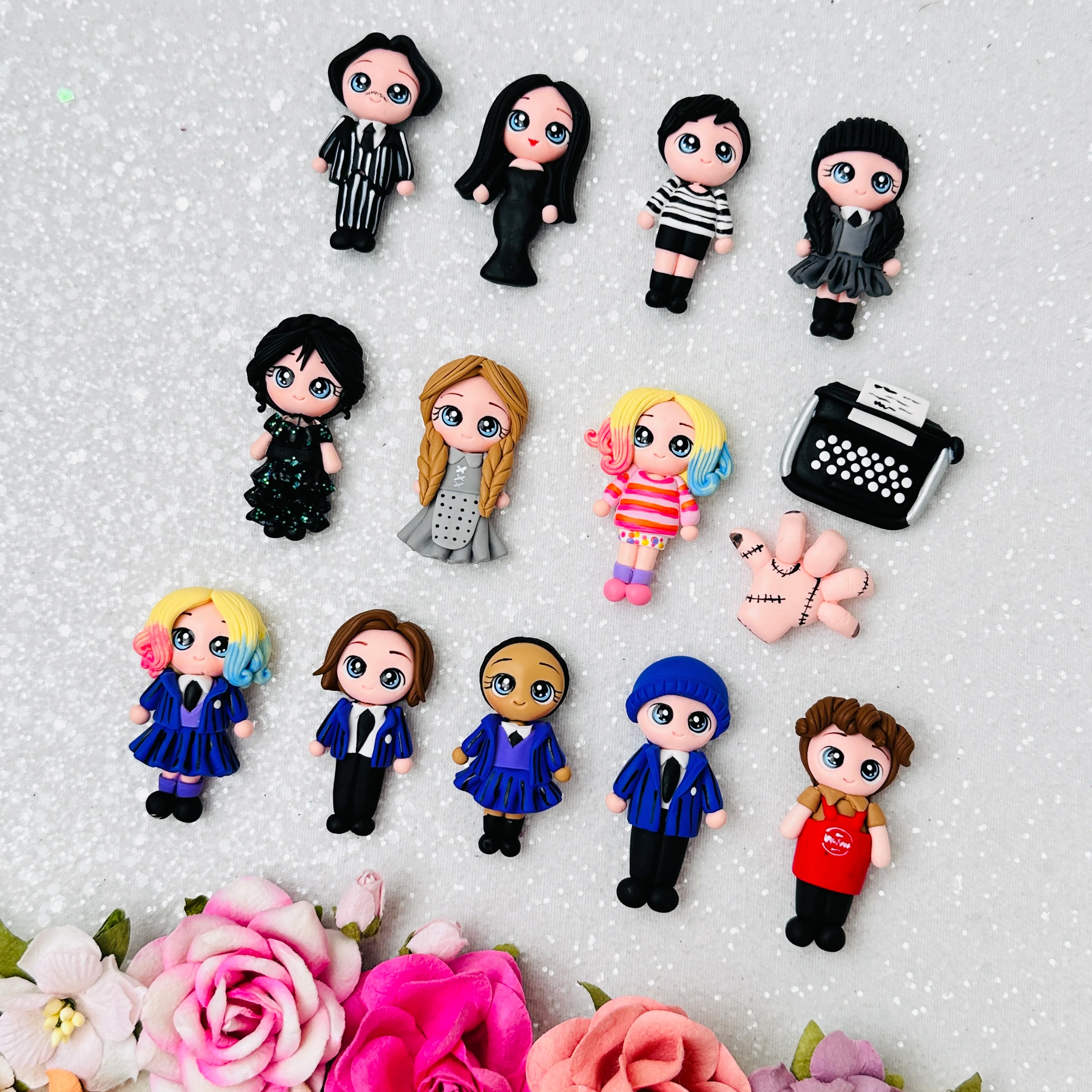 Gothic family - Handmade Flatback Clay Bow Centre - Image 2