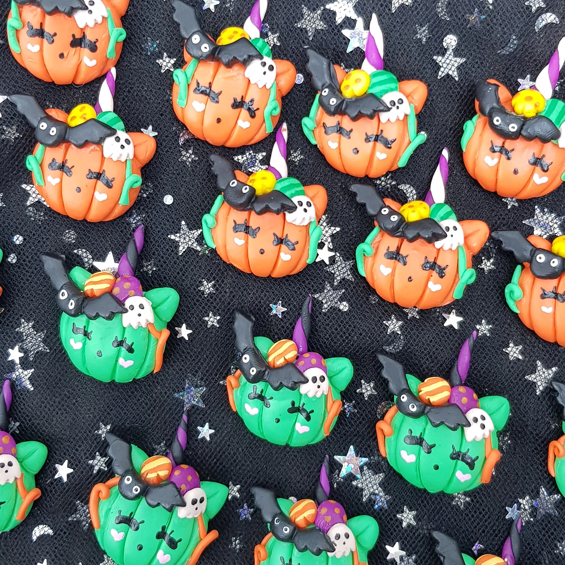 Halloween pumpkins - Embellishment Clay Bow Centre - Image 2