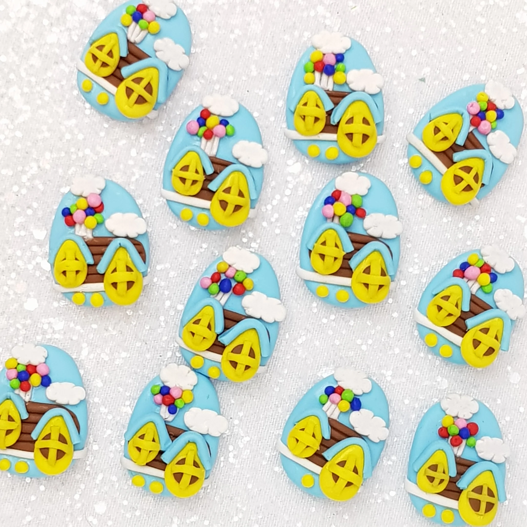 House Delight - Embellishment Clay Bow Centre