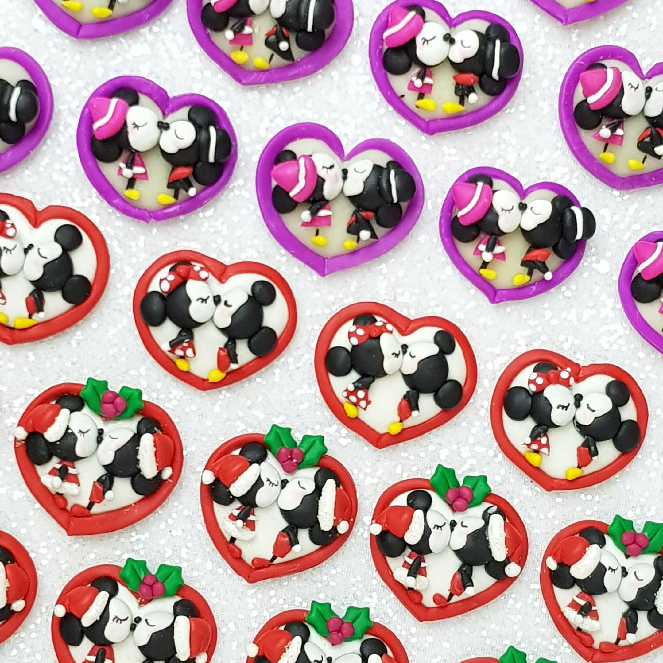 Kiss Mouse - Embellishment Clay Bow Centre