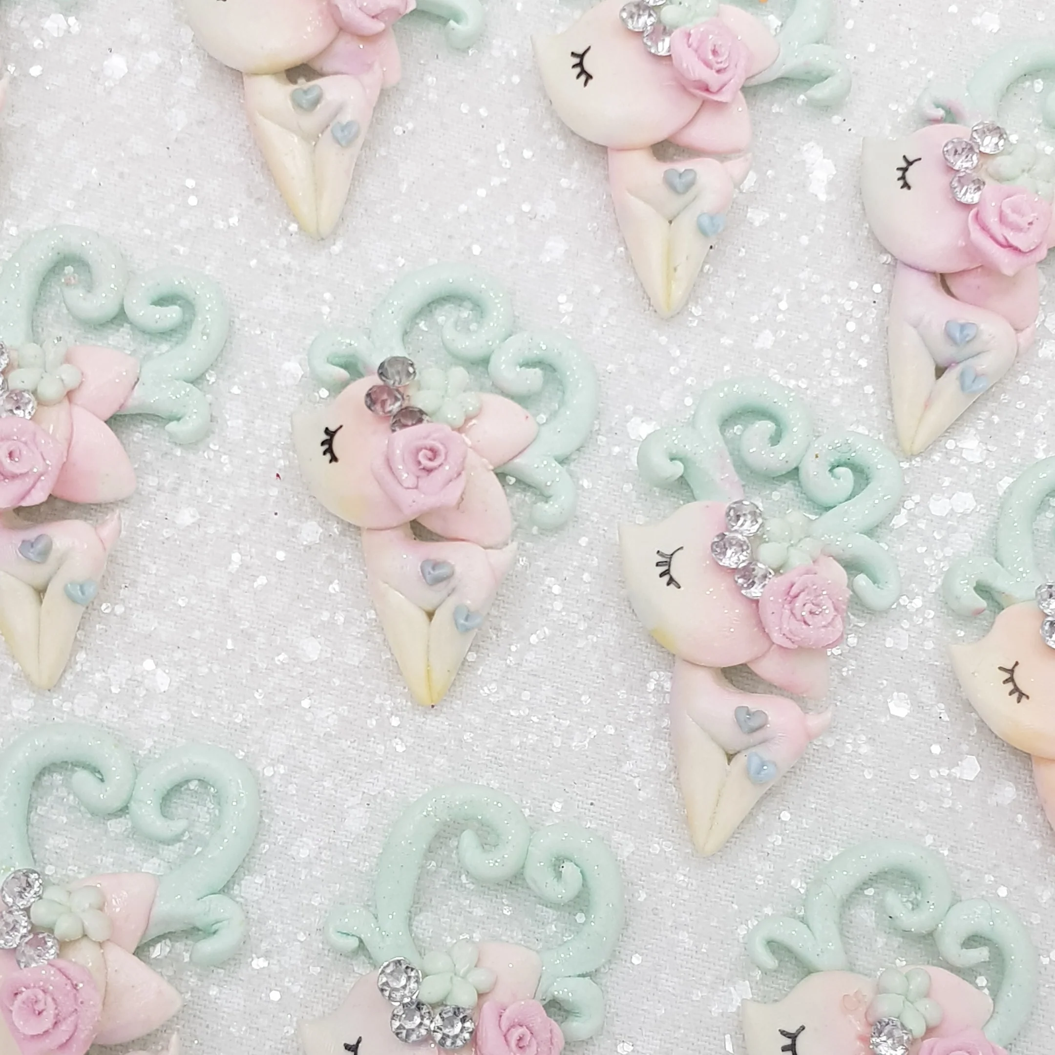 Lovely flower deer B - Embellishment Clay Bow Centre
