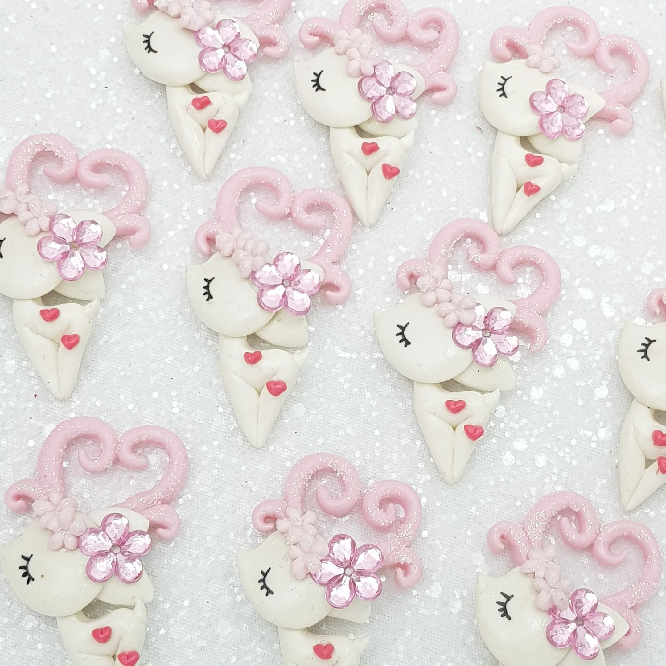 Lovely flower deer C - Embellishment Clay Bow Centre