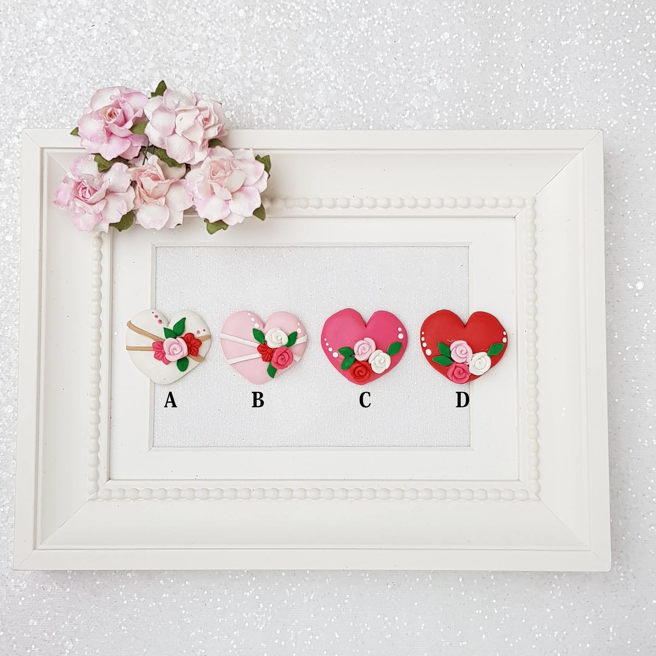 Lovely hearts - Embellishment Clay Bow Centre