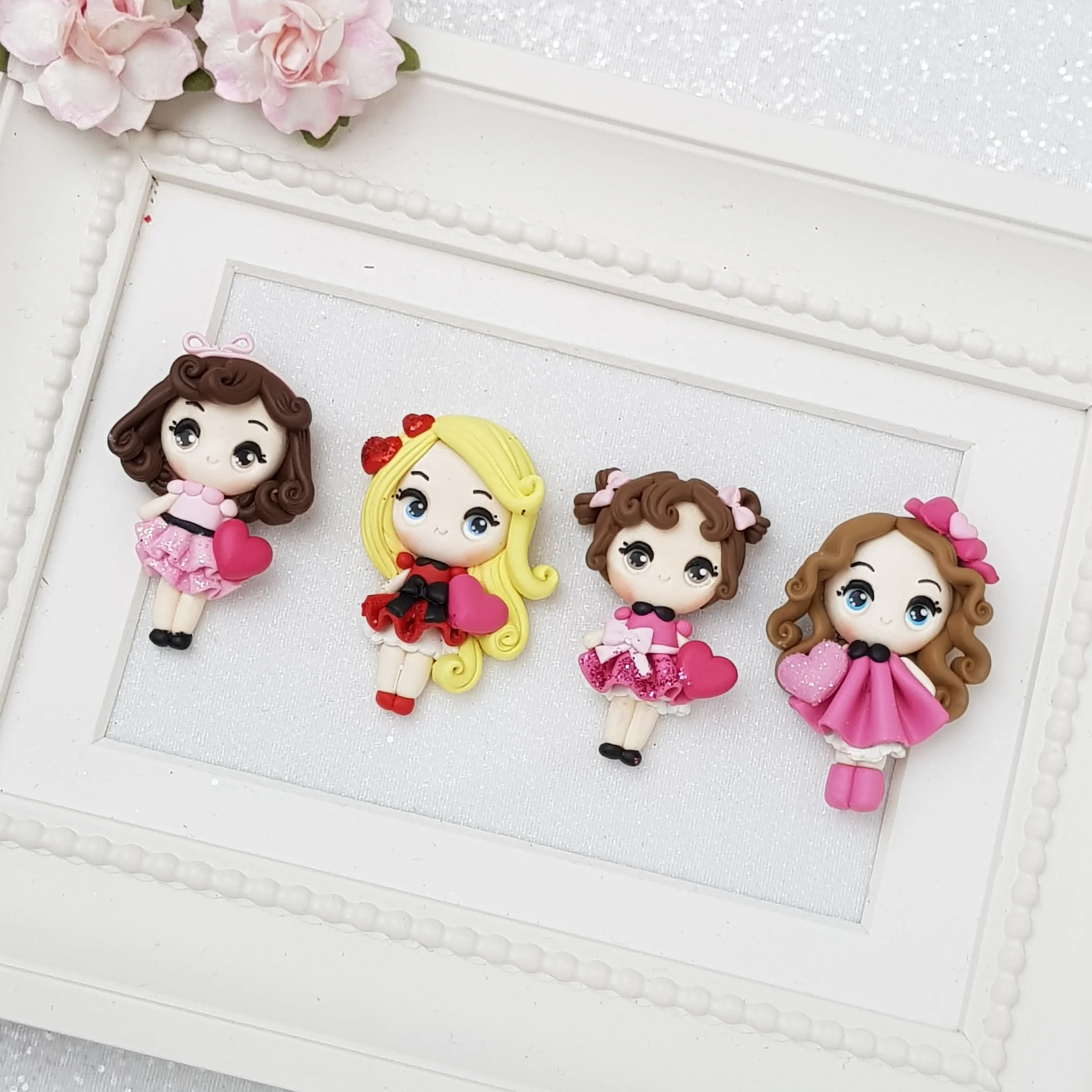 Lovely valentine girls - Embellishment Clay Bow Centre - Image 2