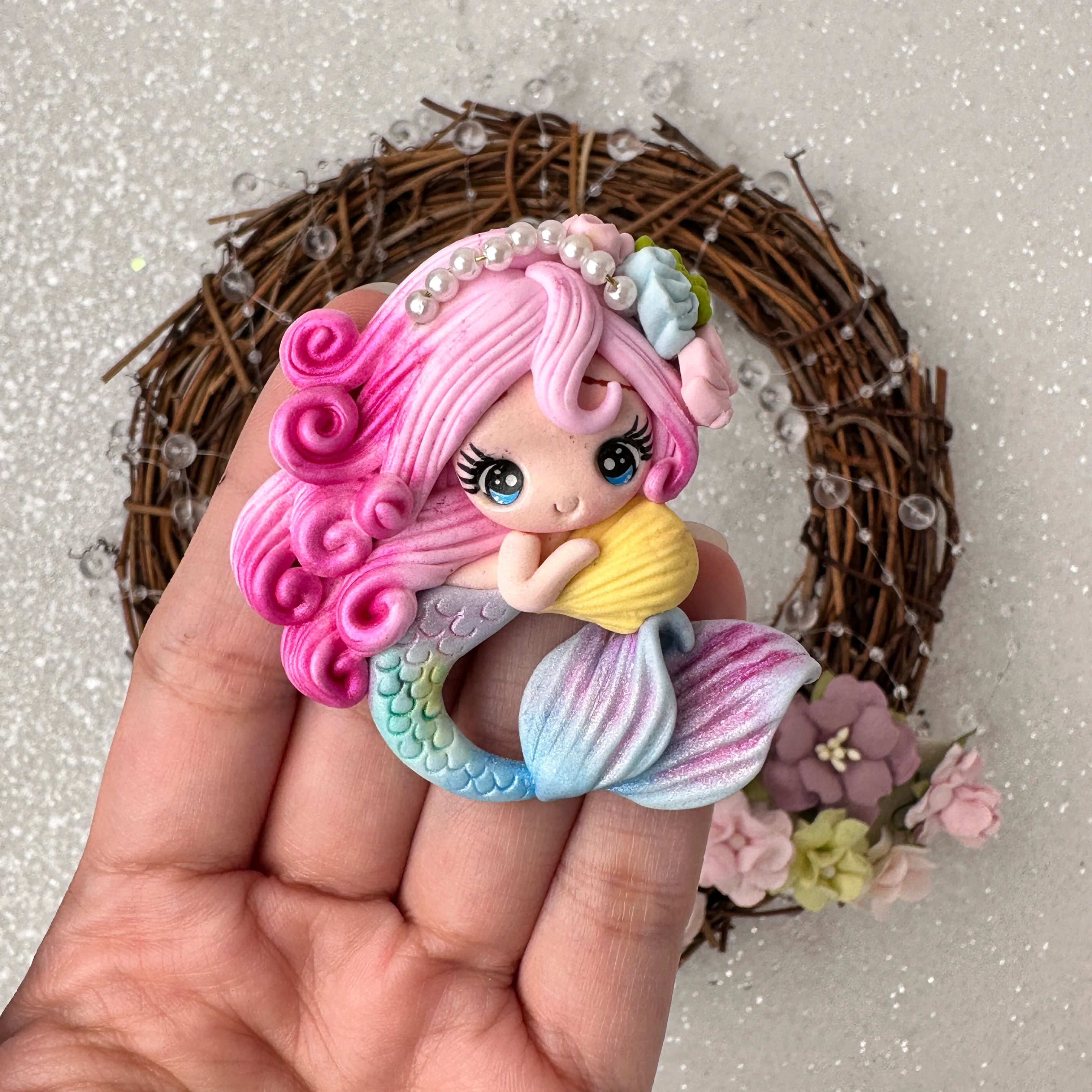 Pink hair mermaid - Embellishment Clay Bow Centre