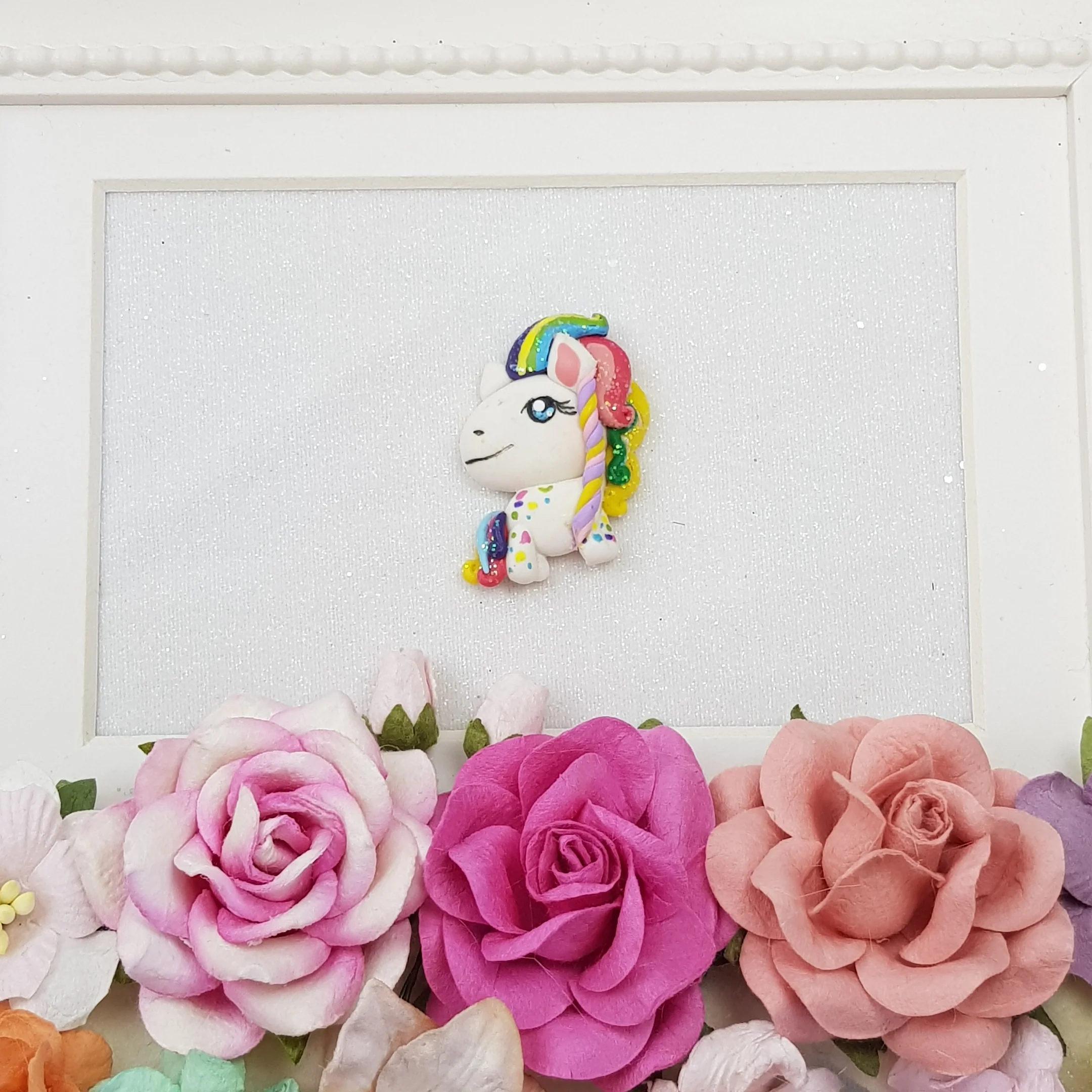 Pretty rainbow unicorn - Embellishment Clay Bow Centre
