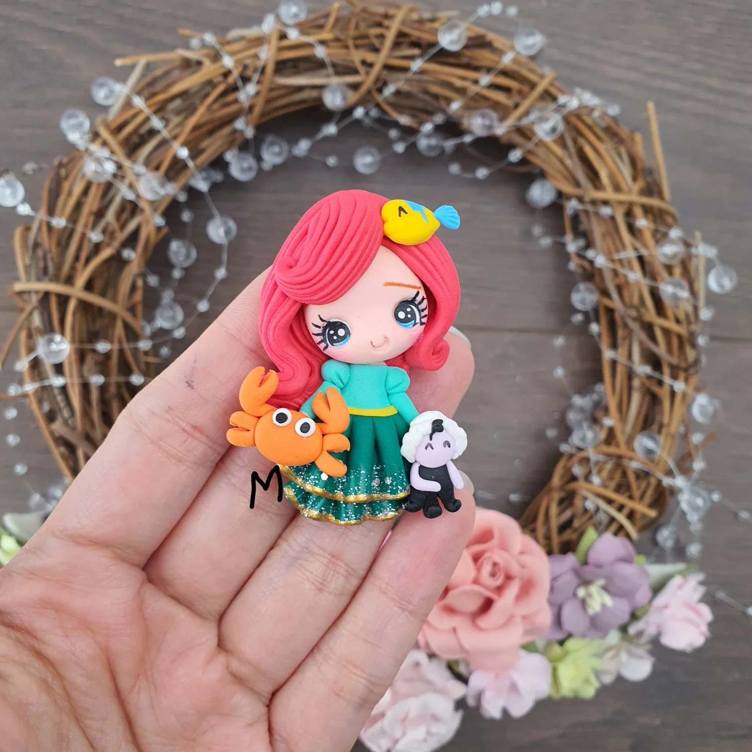 Princess and friends - Embellishment Clay Bow Centre - Image 2