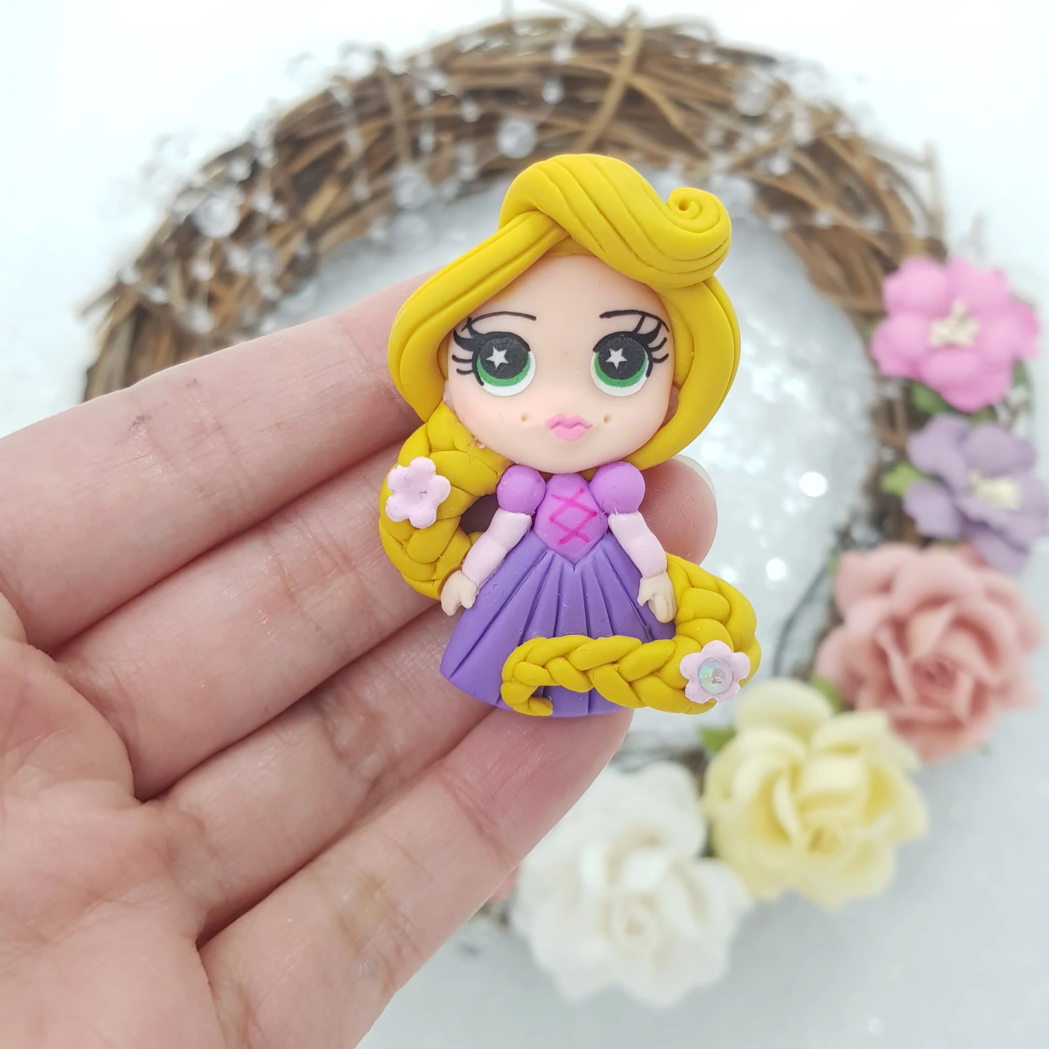 princess pout doll - Embellishment Clay Bow Centre - Image 2