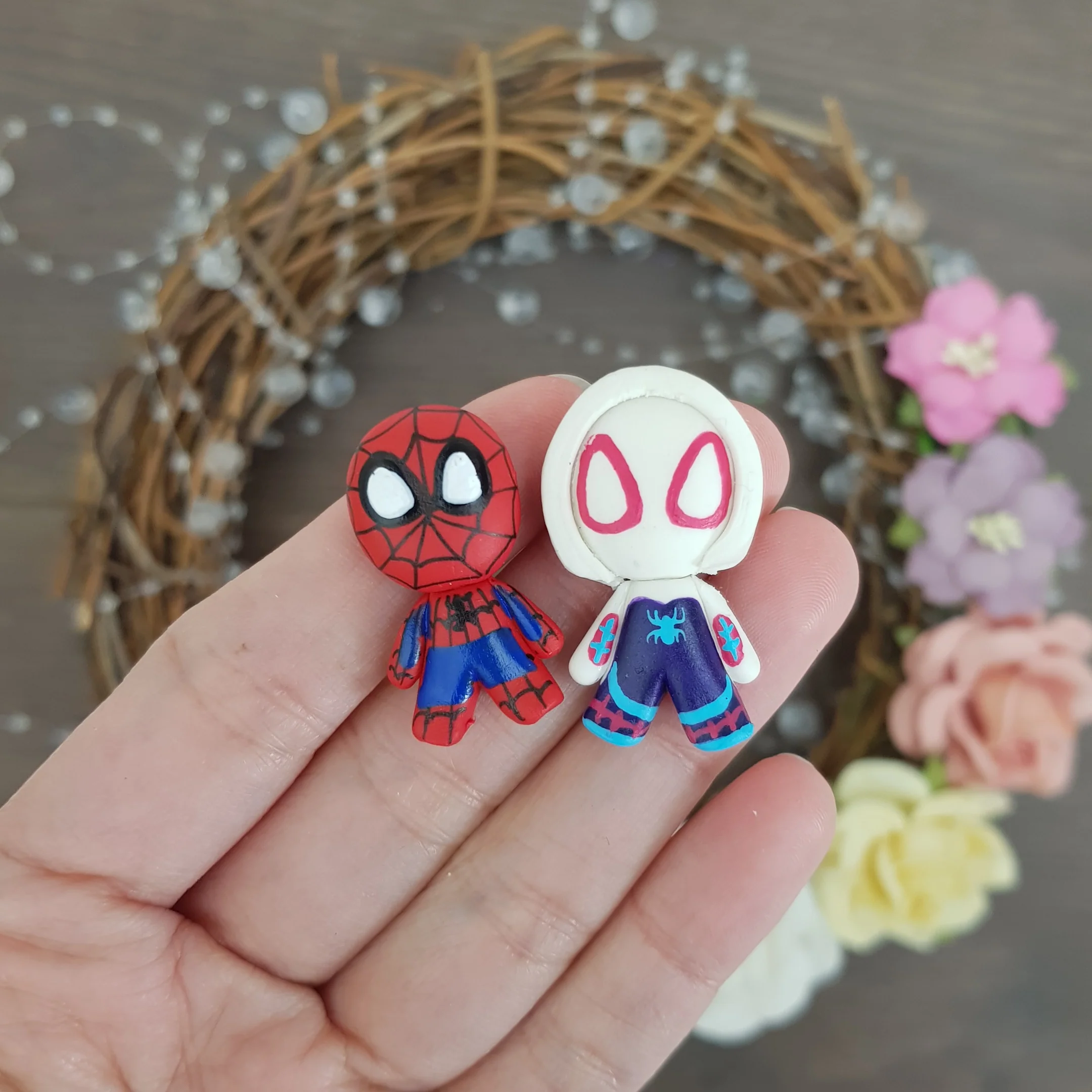 Spider friend man - Handmade Flatback Clay Bow Centre - Image 2