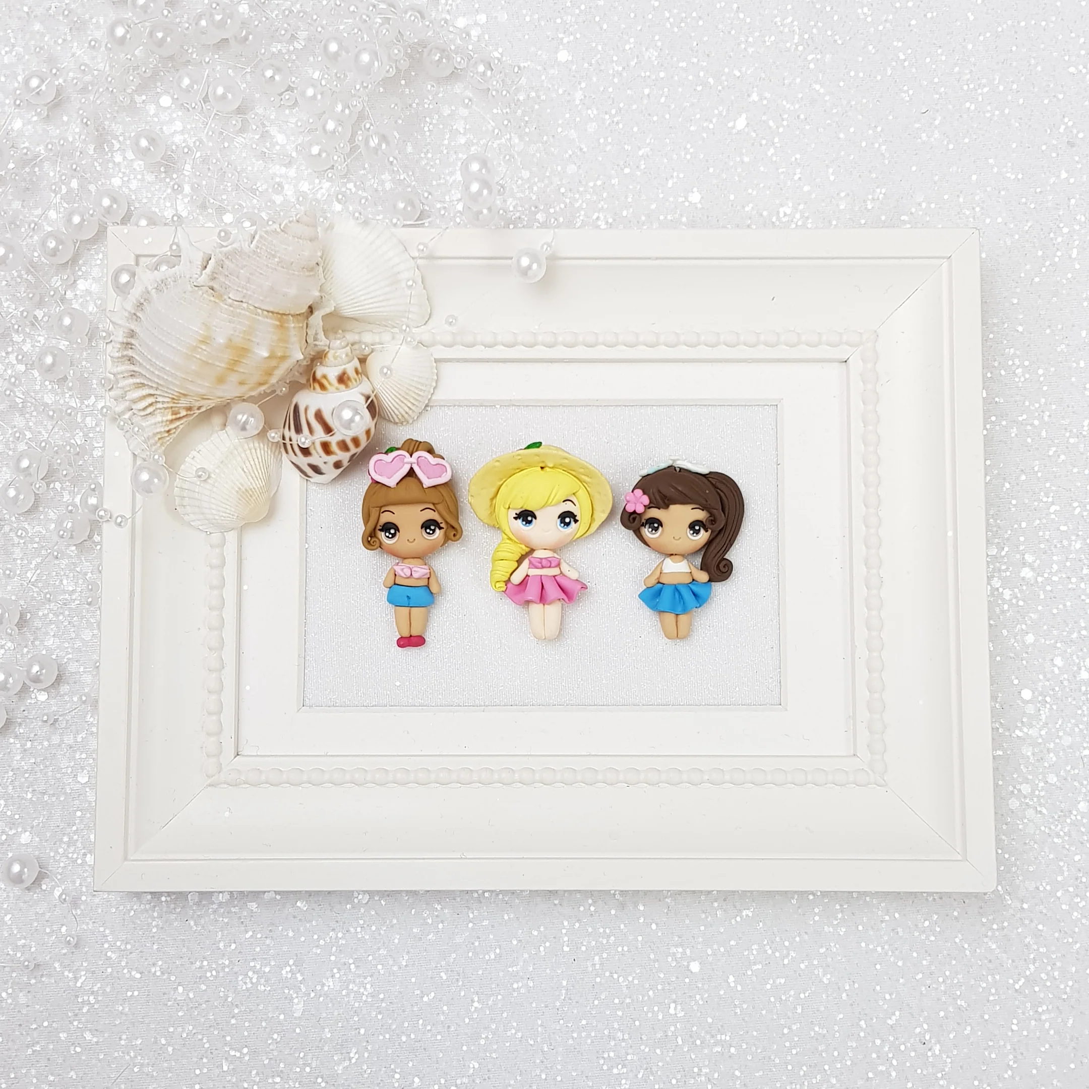 Summer Beach Girls - Handmade Flatback Clay Bow Centre