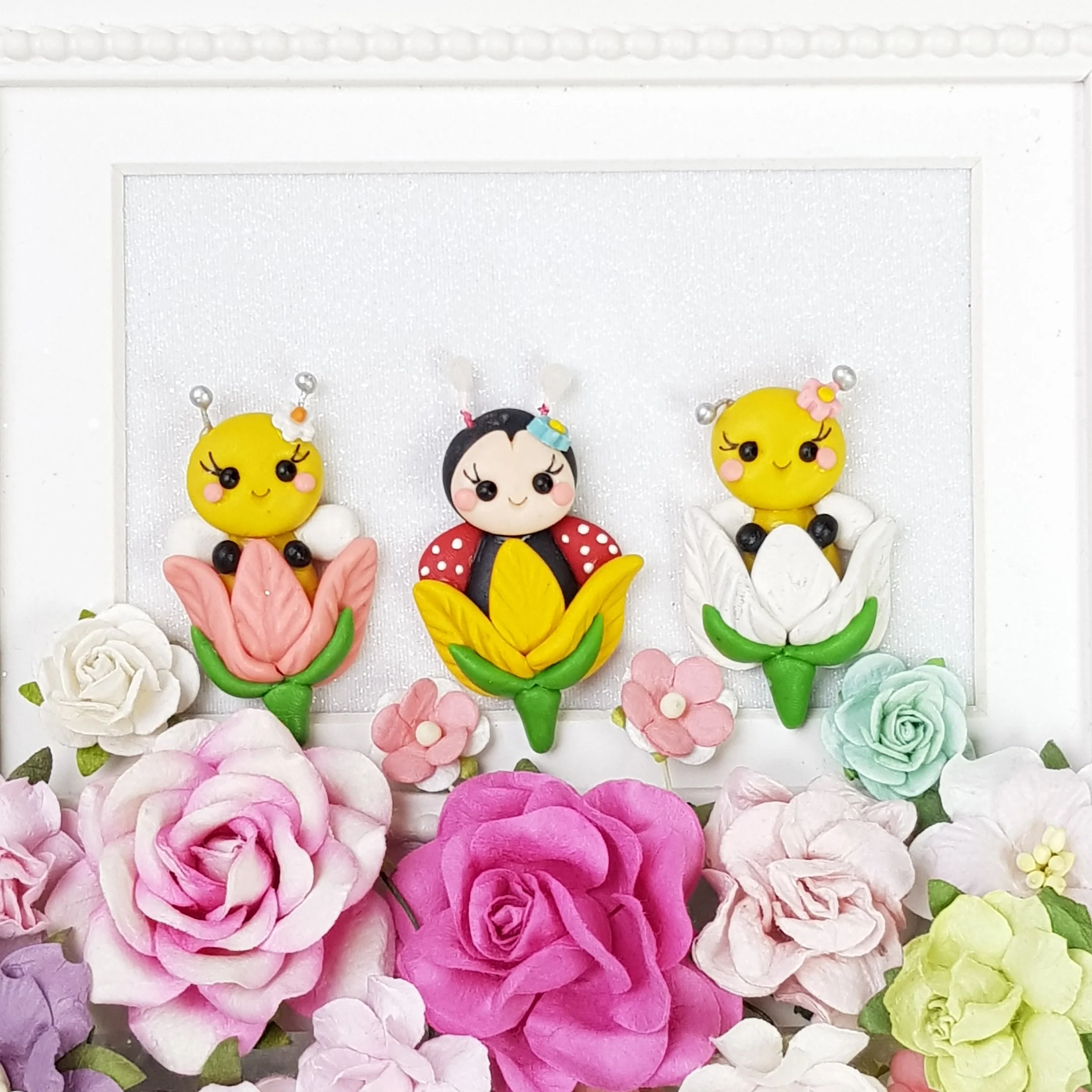 The bee  ladyBug and Flowers - Handmade Flatback Clay Bow Centre
