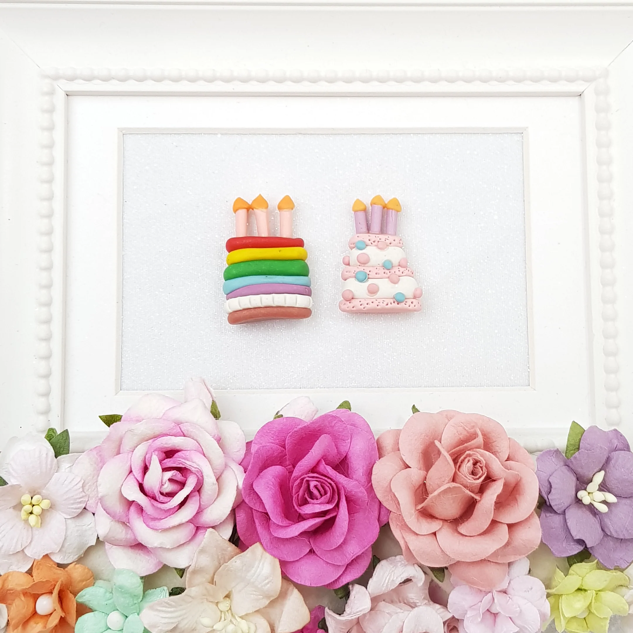 The cakes - Embellishment Clay Bow Centre