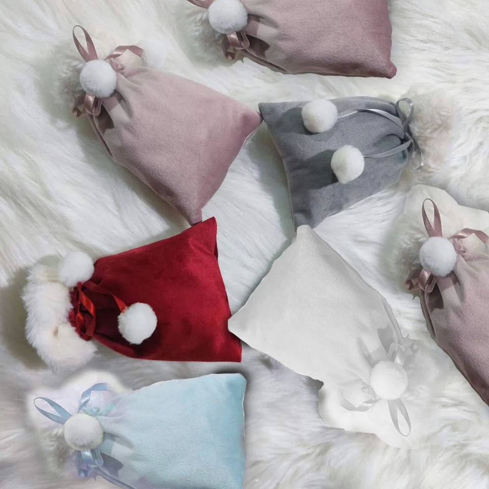 Blank Velvet Pom pom pouch - Mini Christmas sacks - Image 2