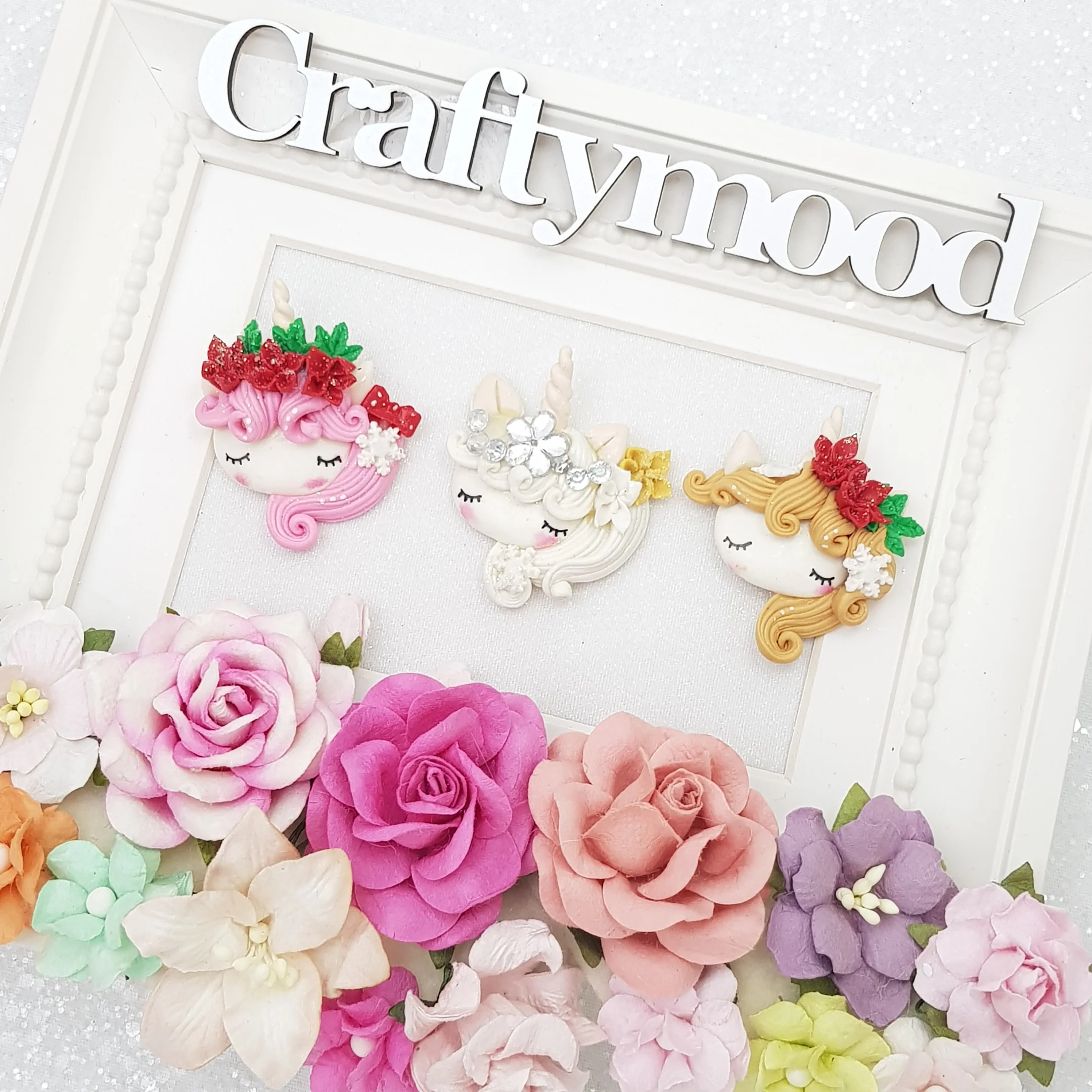 Winter flower unicorn head - Embellishment Clay Bow Centre - Image 2